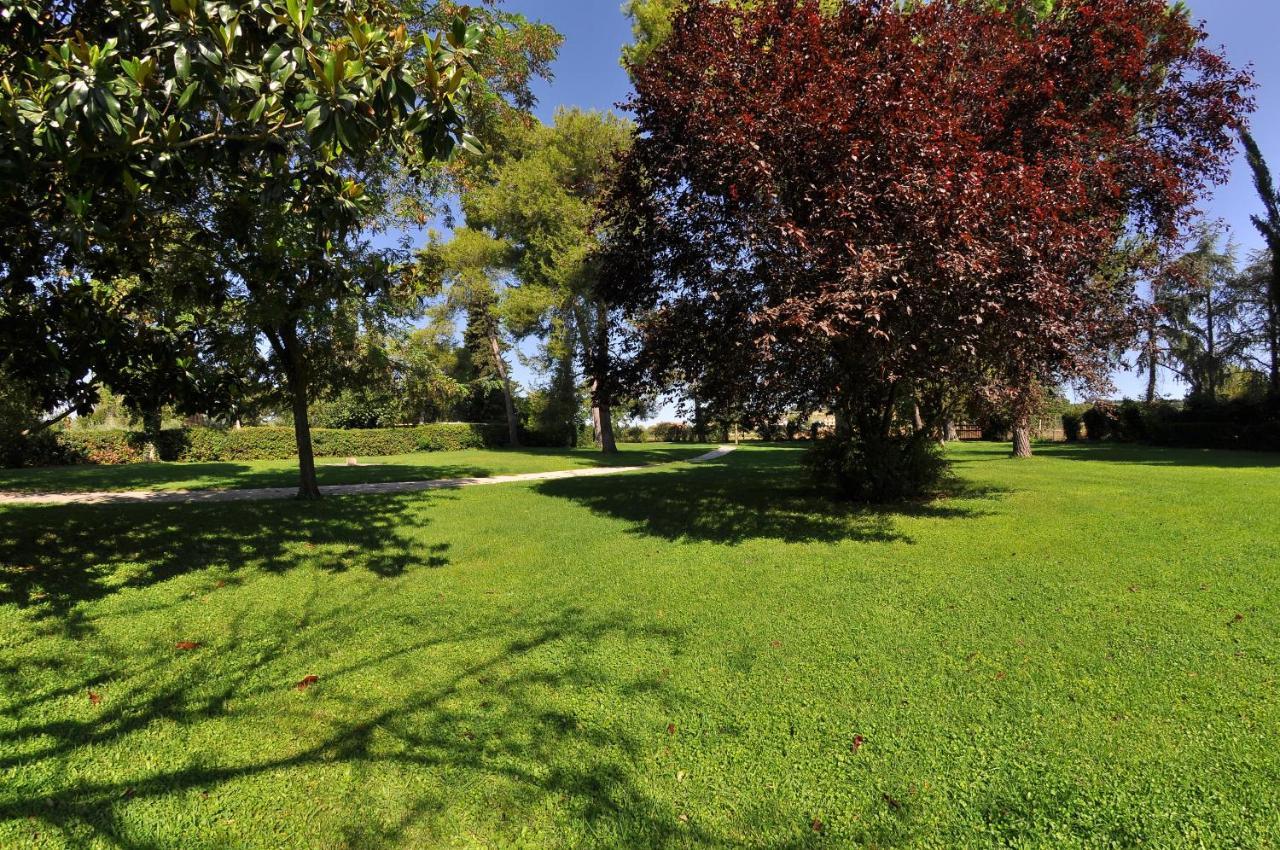 B&B Villa Dei Priori Monsampolo Del Tronto Екстер'єр фото